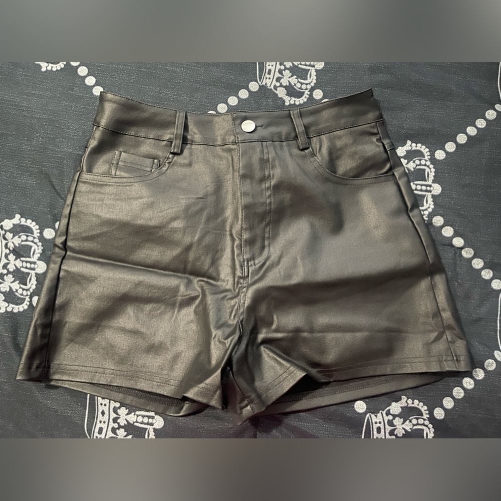 MOVING SALE!! $6!! Faux Leather Shorts